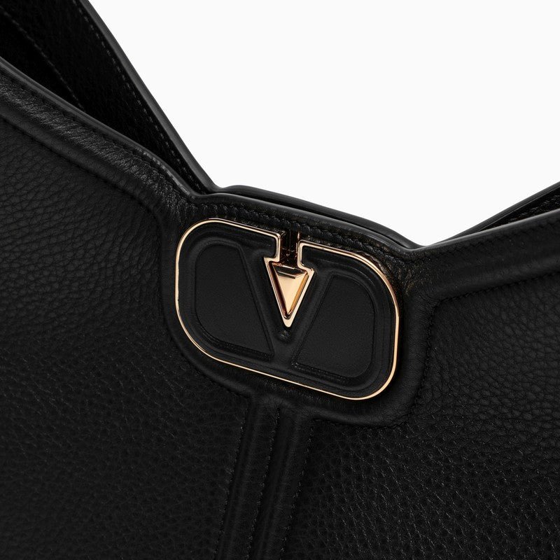 Black small shoulder bag in leather