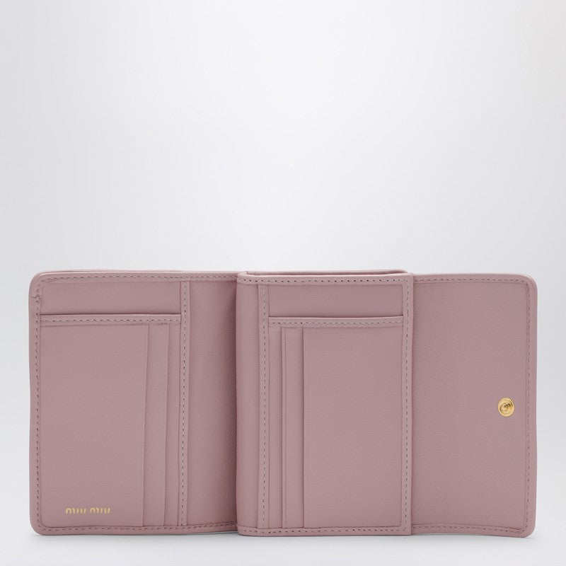 Alabaster-coloured matelassé leather small wallet