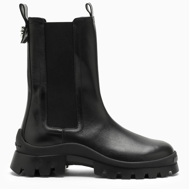 Black leather beatles boot