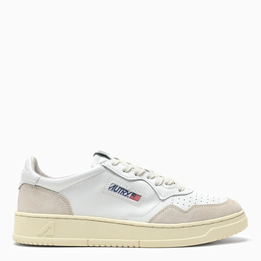 White leather low-top sneakers