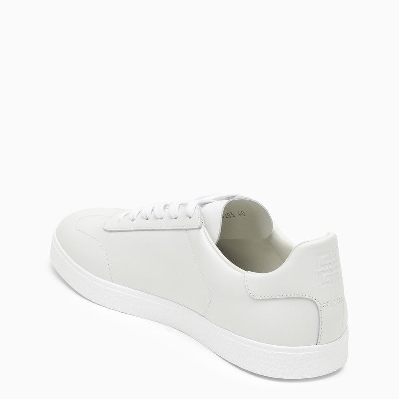 Town white leather trainer