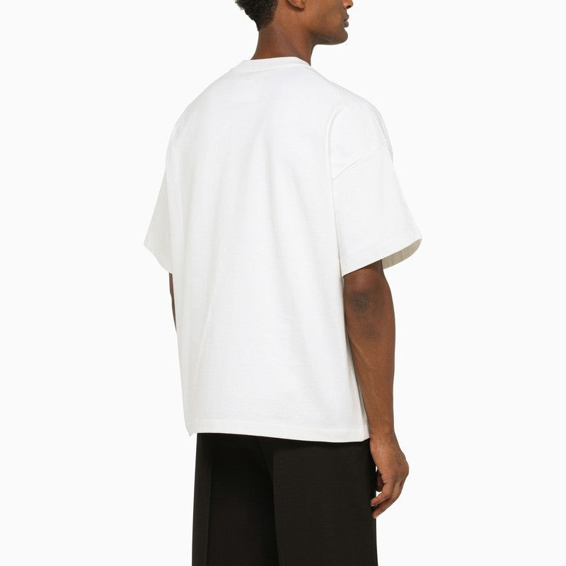 White-coloured crew neck t-shirt with logo