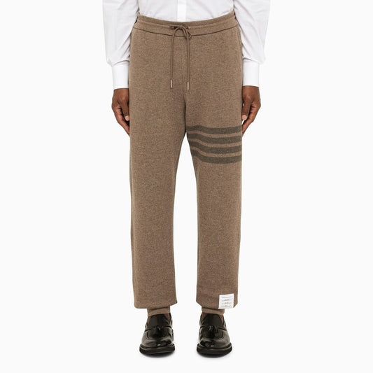 Knit brown trousers