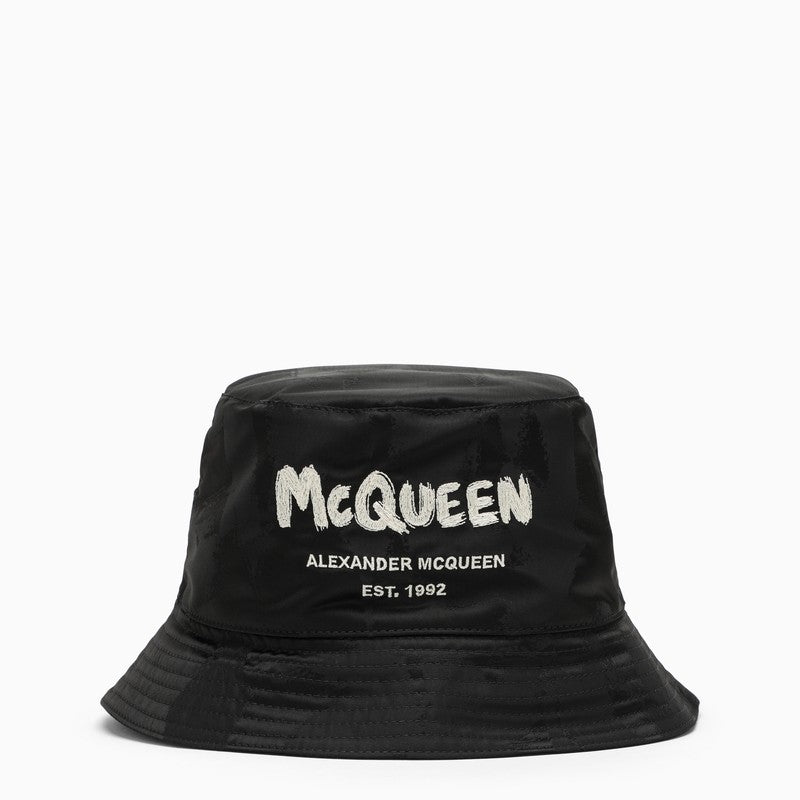 Black logo print bucket hat