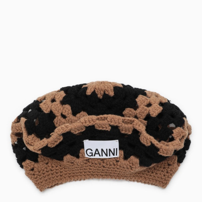 Black/hazelnut crochet hat