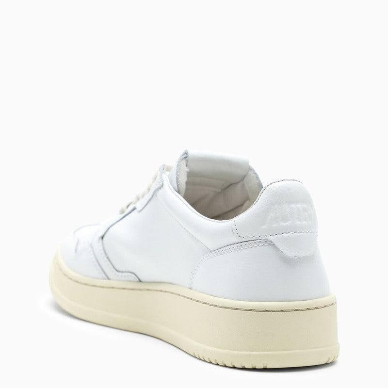 [스니커즈]White leather Medalist sneakers