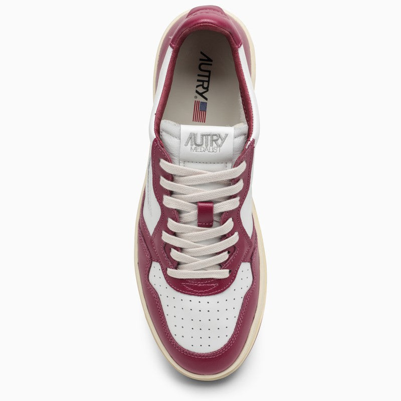 Medalist sneakers in amethyst/white leather