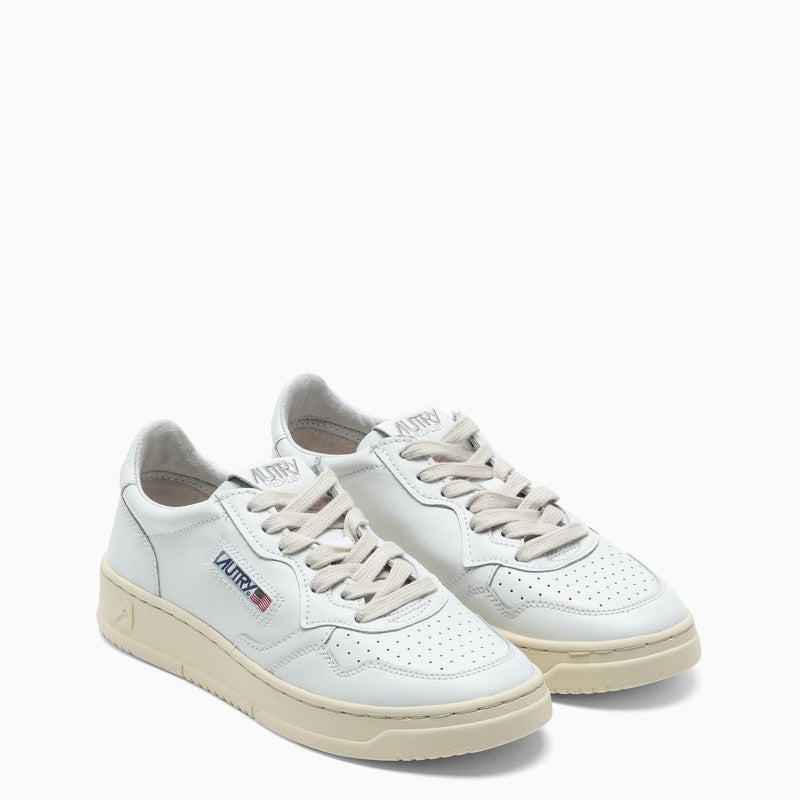 White leather Medalist sneakers