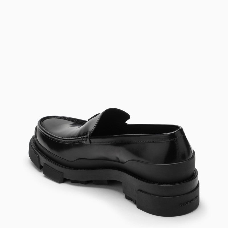 Terra black leather loafer