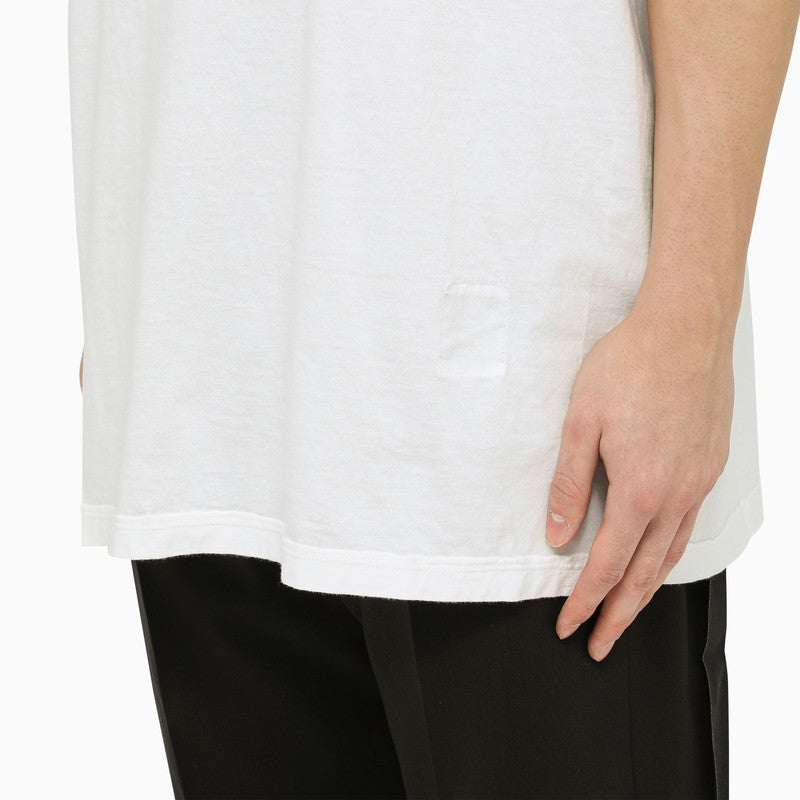 White oversize T-shirt